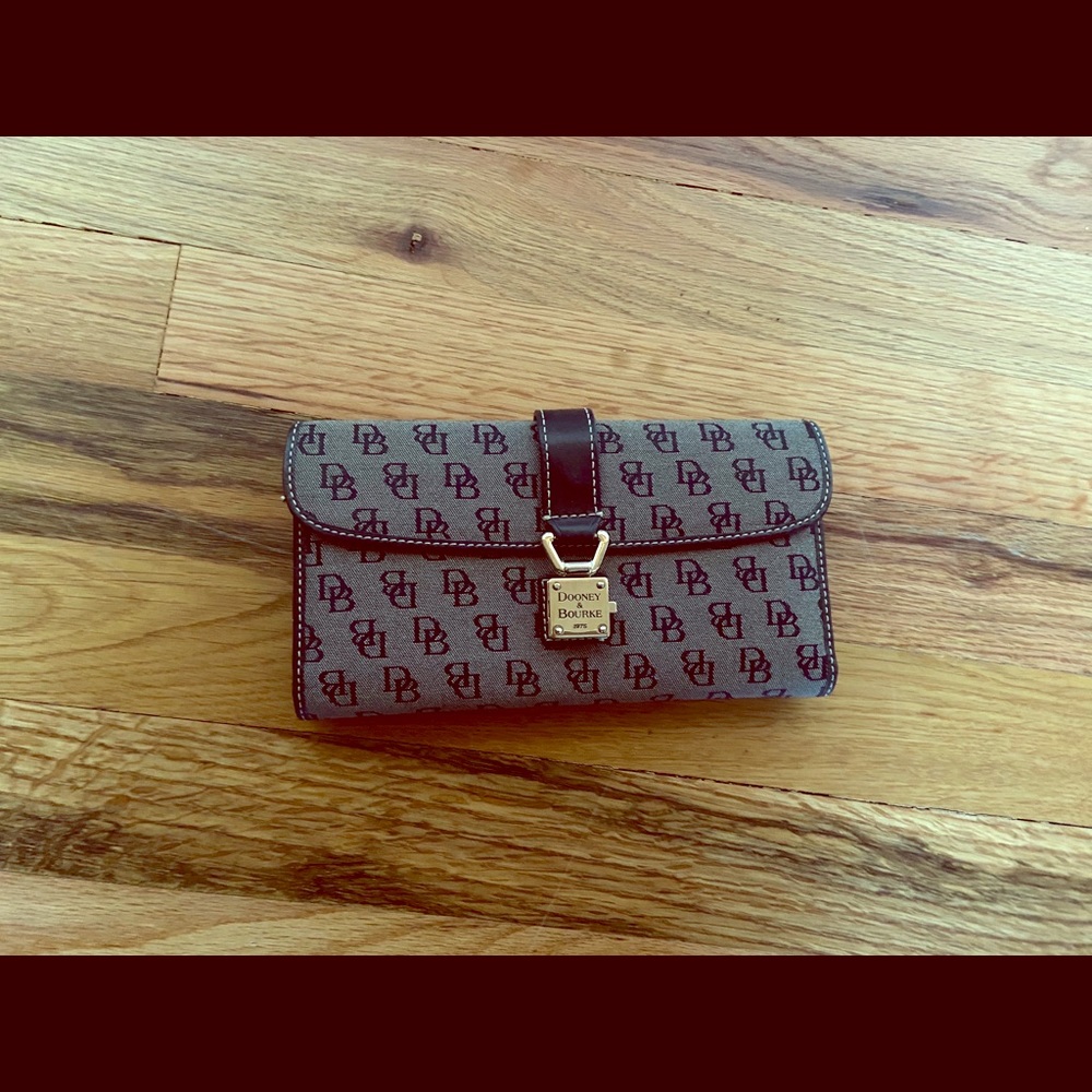 Dooney & Bourke Wallet